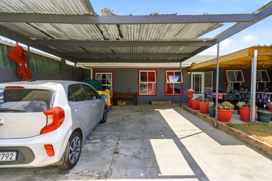 3 Bedroom Property for Sale in Onverwacht Western Cape